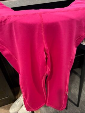 Hind brand Bright Hot Pink Active Leggings